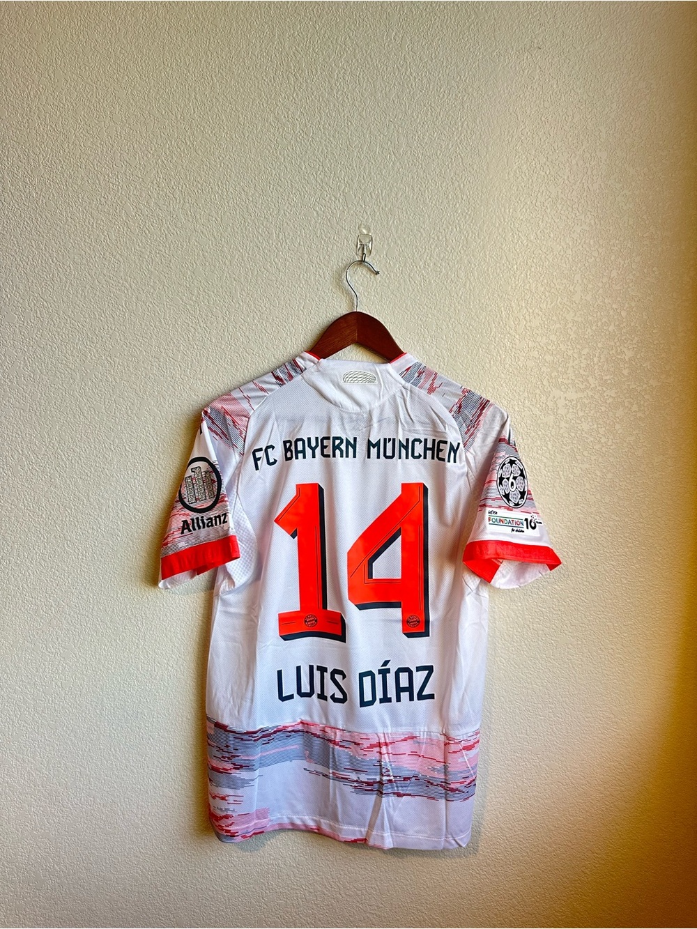 FC Bayern Munich 2025/25 Away Jersey - Luis Díaz